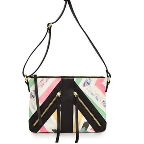 Nicole Miller Handbags - 🥂2xHP🥂 Nicole Miller Crossbody Bag
